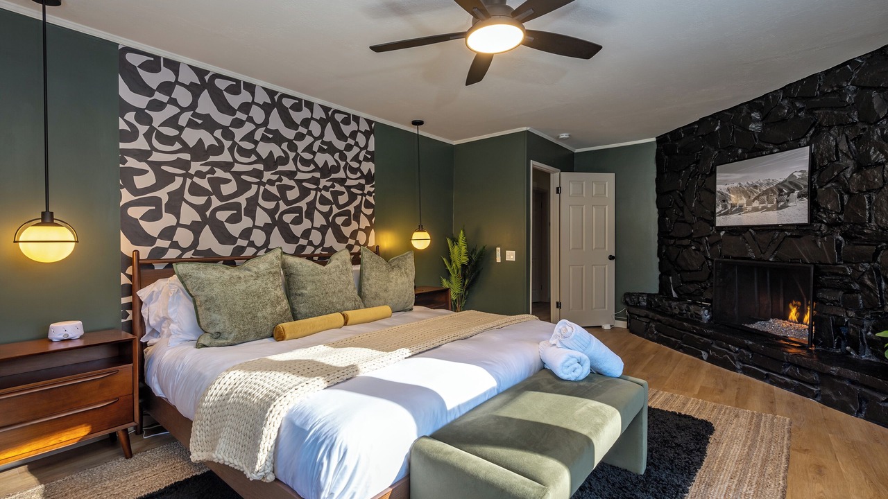 Photo of Bedroom in Summit Estates