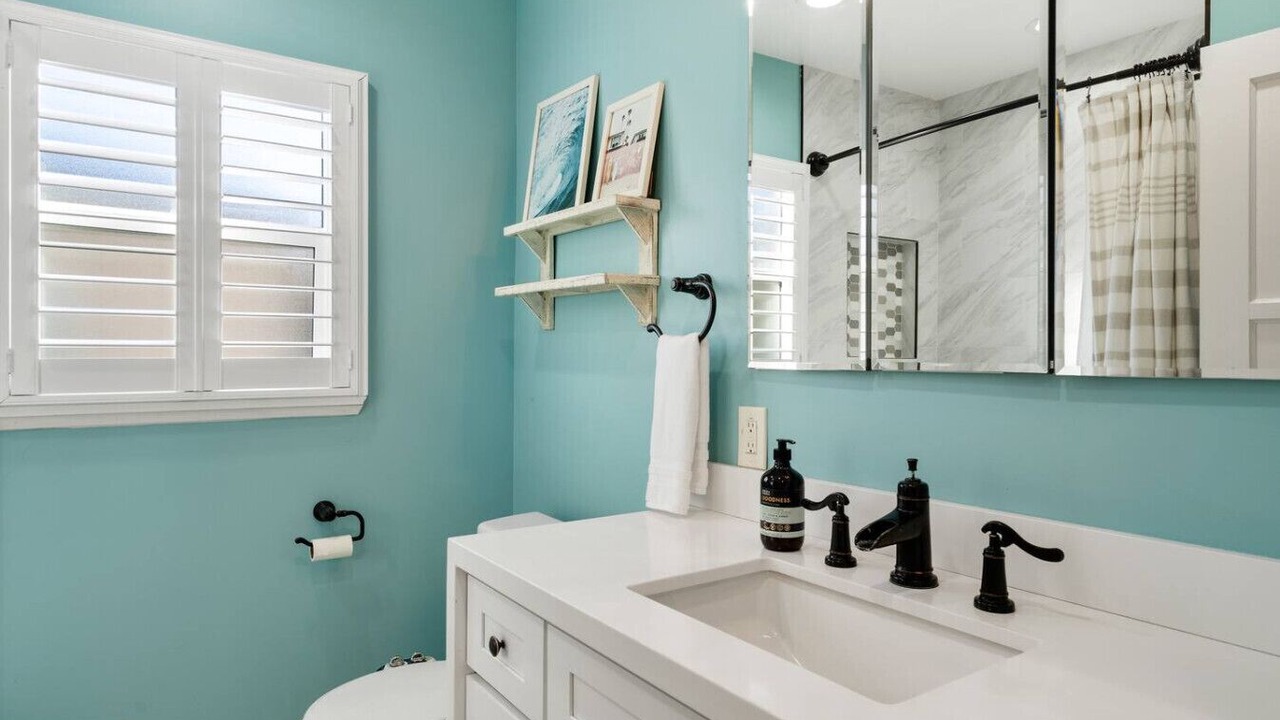 Photo of Bathroom in South of Conant
