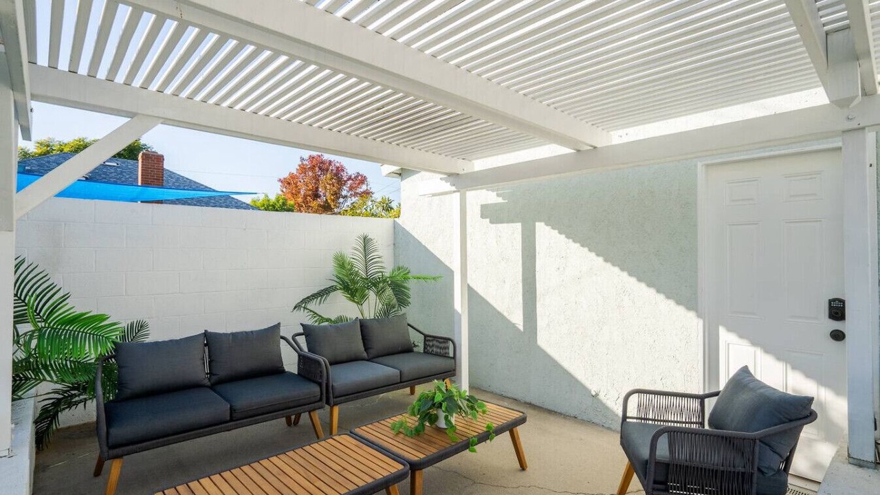 Photo of Patio Balcony in South of Conant