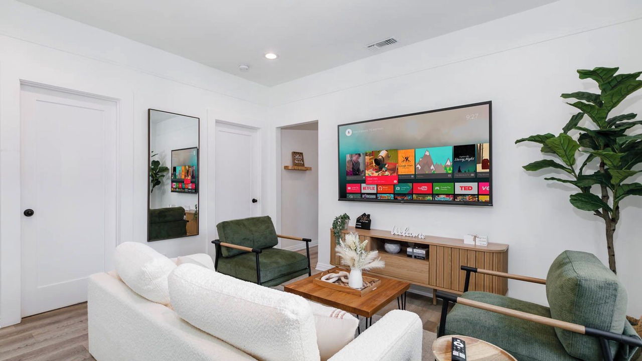 Photo of Livingroom in North Central