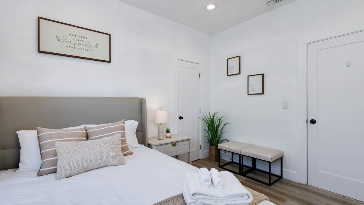 Photo of Bedroom in North Central