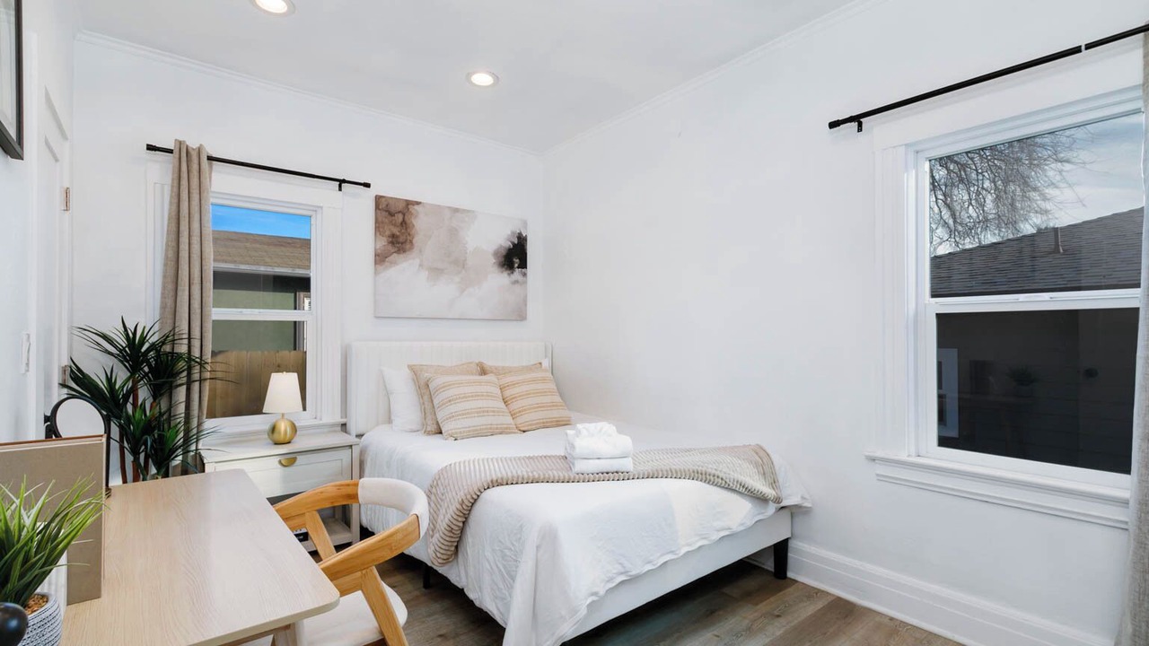 Photo of Bedroom in North Central