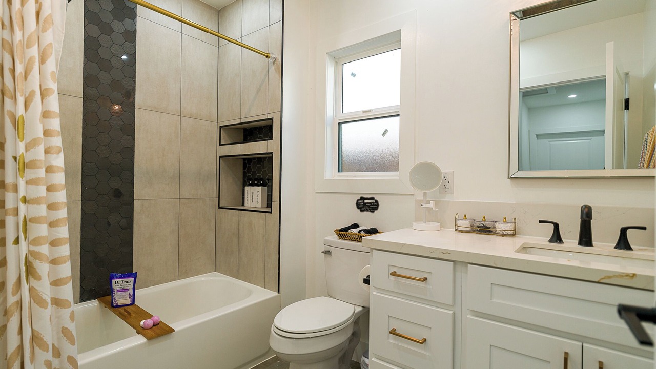 Photo of Bathroom in Whittier
