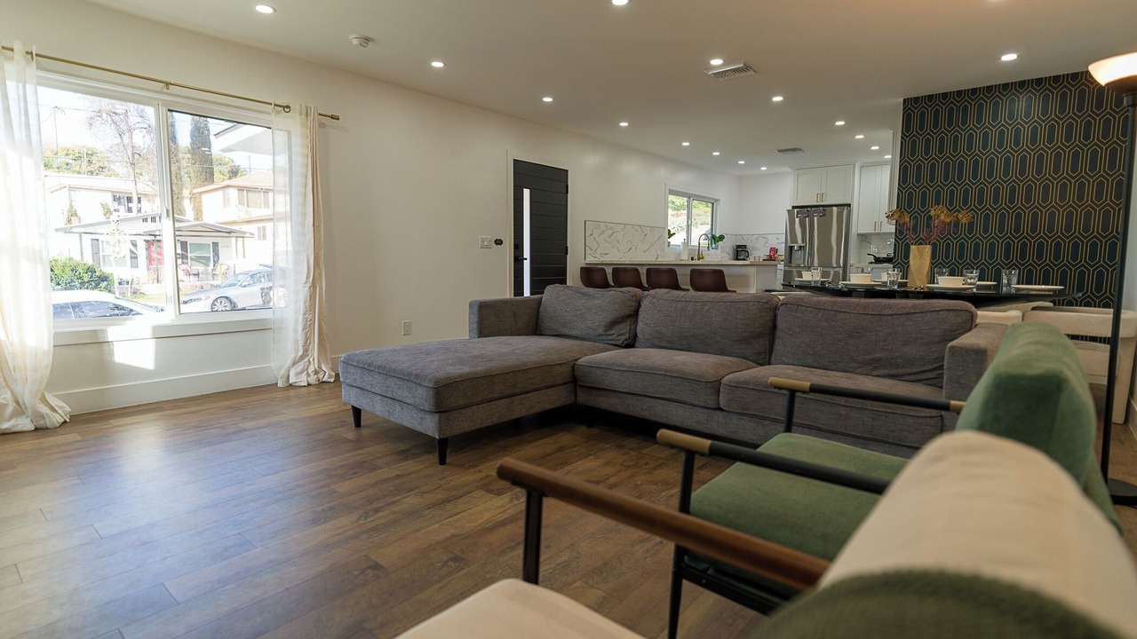 Photo of Livingroom in Whittier