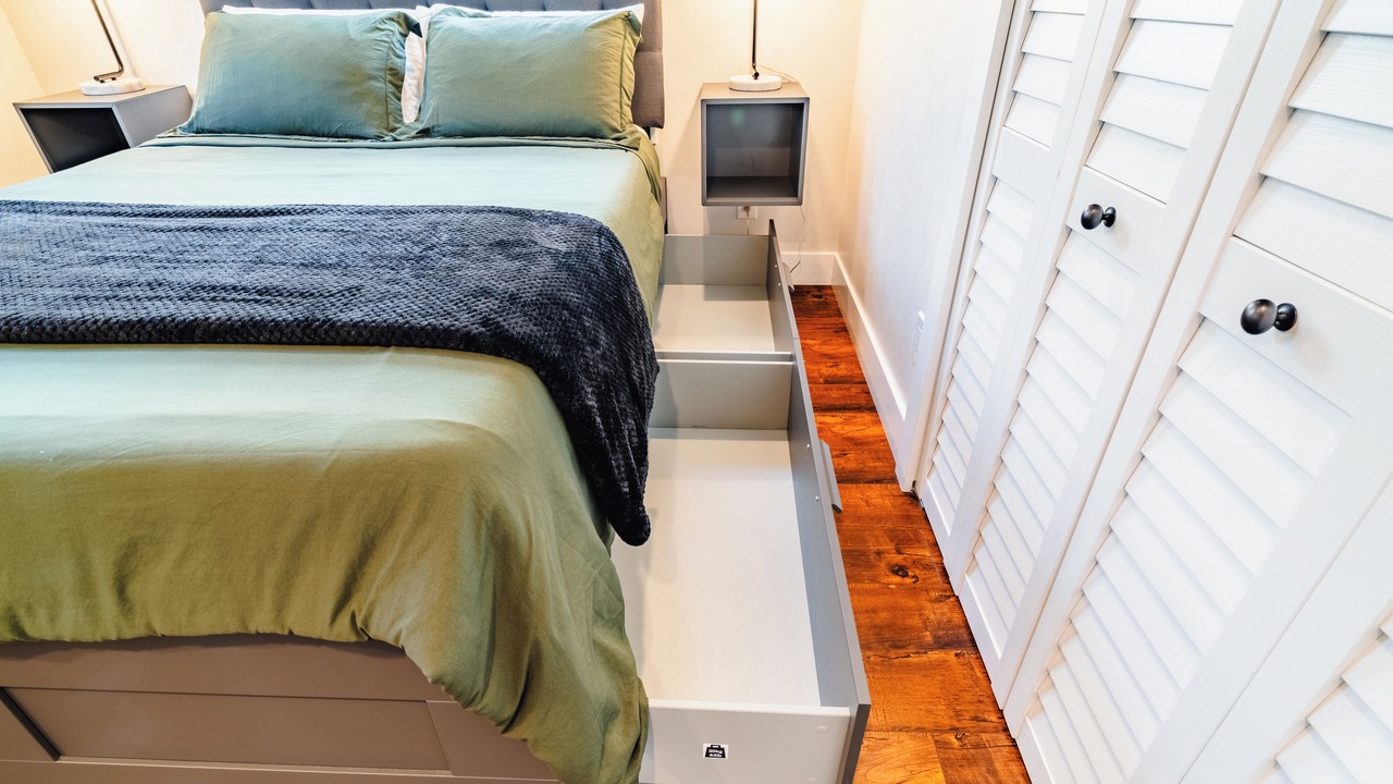 Photo of Bedroom in Alamitos Beach