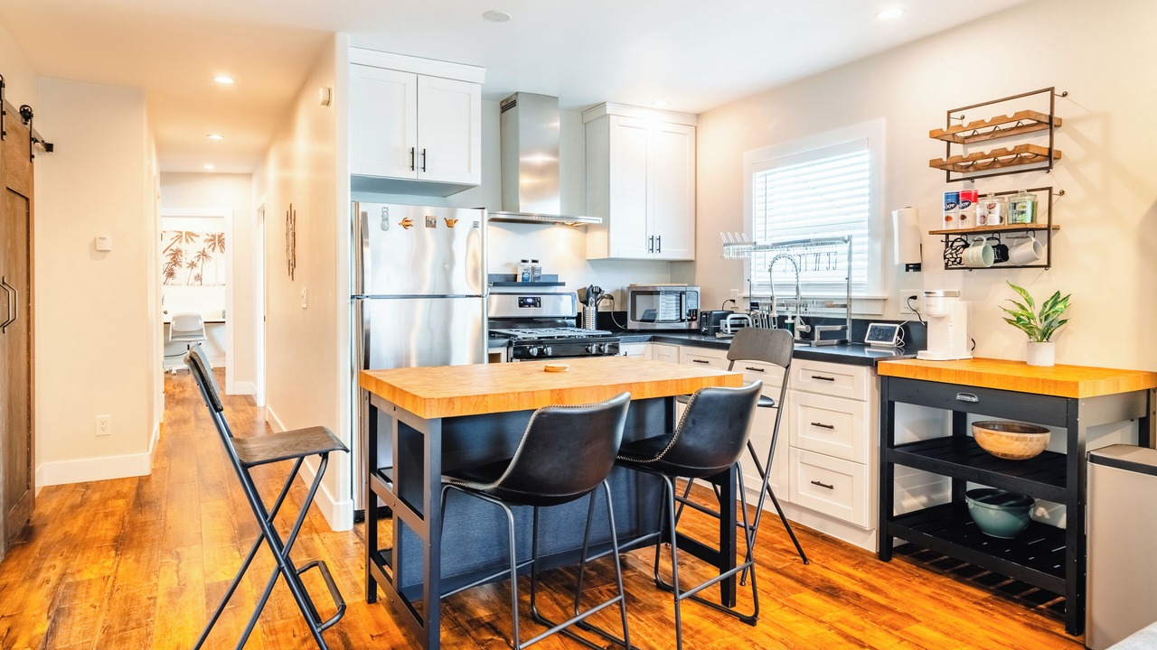 Photo of Kitchen in Alamitos Beach