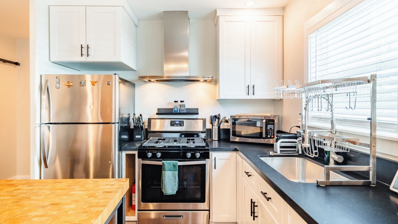 Photo of Kitchen in Alamitos Beach