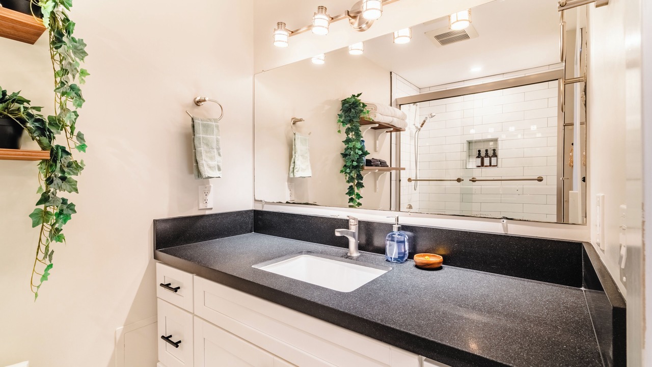 Photo of Bathroom in Alamitos Beach