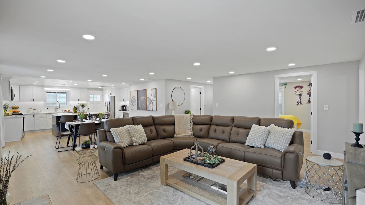 Photo of Livingroom in Placentia