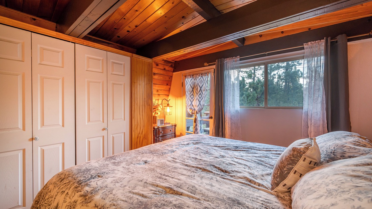 Photo of Bedroom in Big Bear
