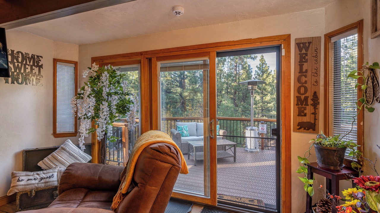 Photo of Livingroom in Big Bear