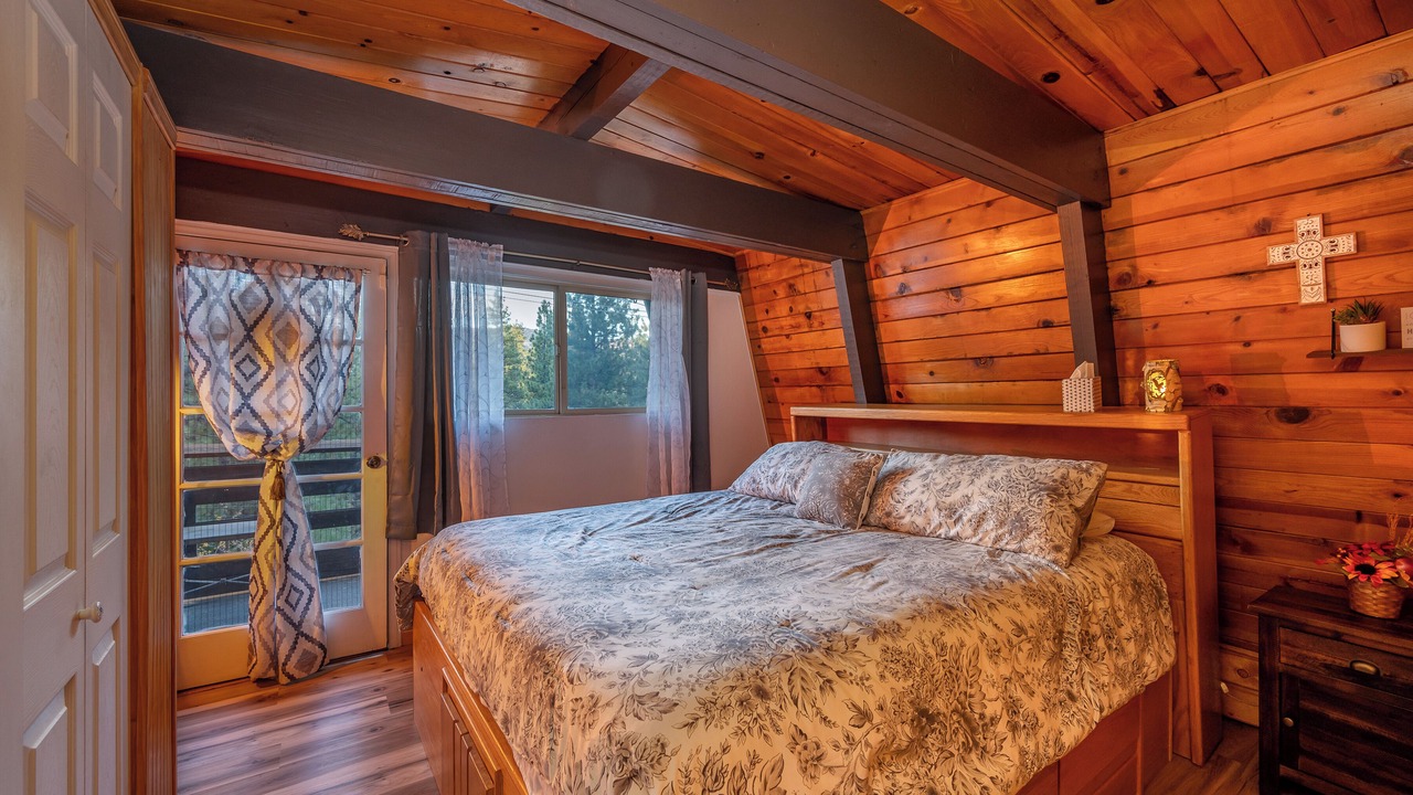 Photo of Bedroom in Big Bear