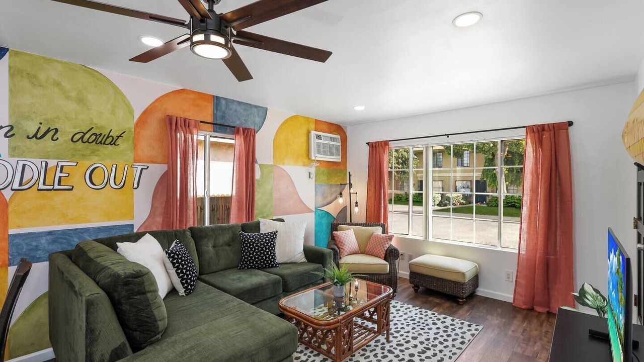 Photo of Livingroom in Norwalk