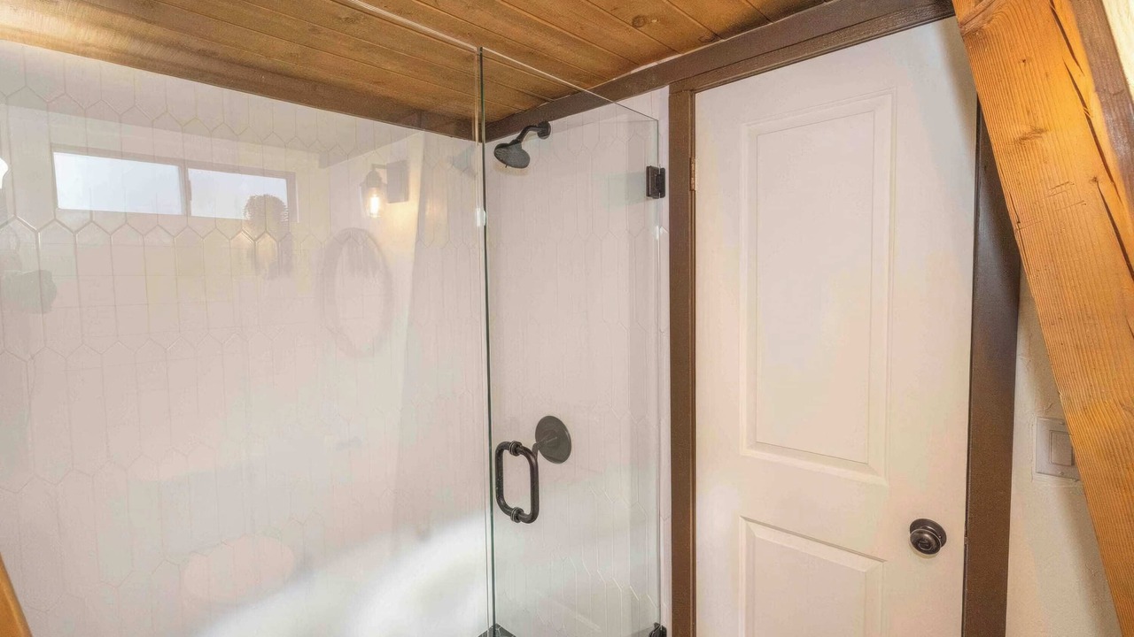 Photo of Bathroom in Whispering Forest