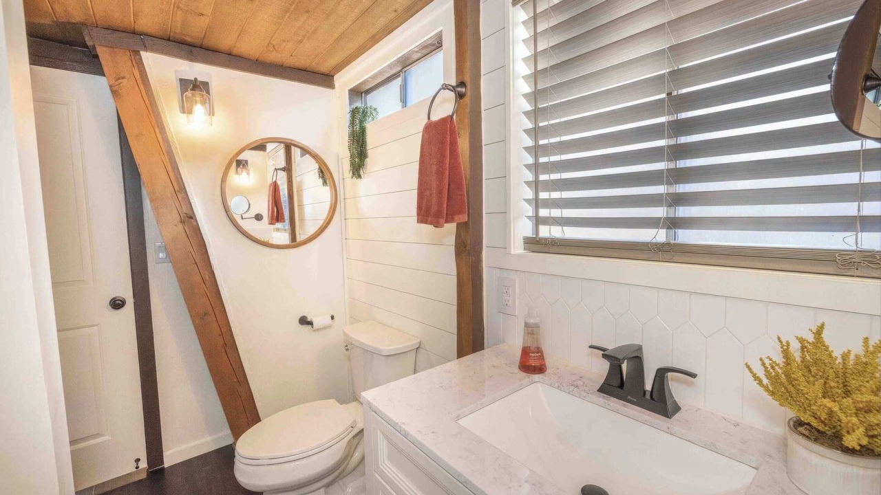 Photo of Bathroom in Whispering Forest
