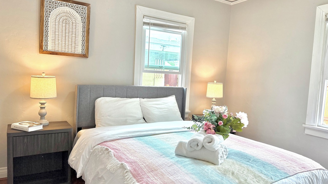 Photo of Bedroom in Mid Central