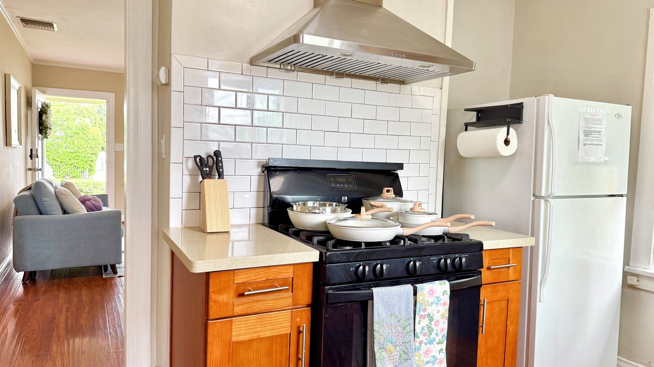 Photo of Kitchen in Mid Central