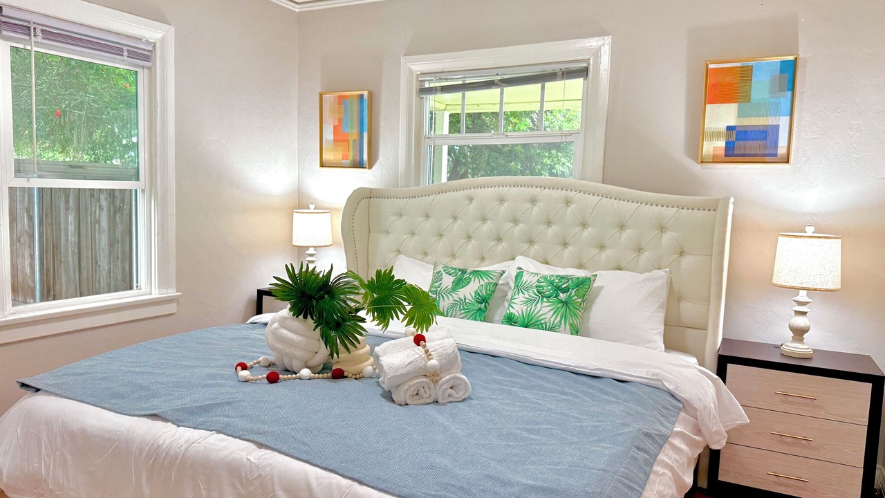 Photo of Bedroom in Mid Central