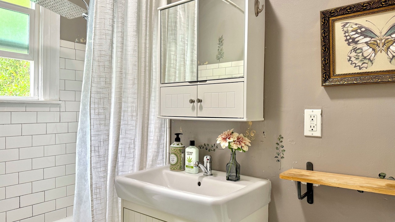 Photo of Bathroom in Mid Central