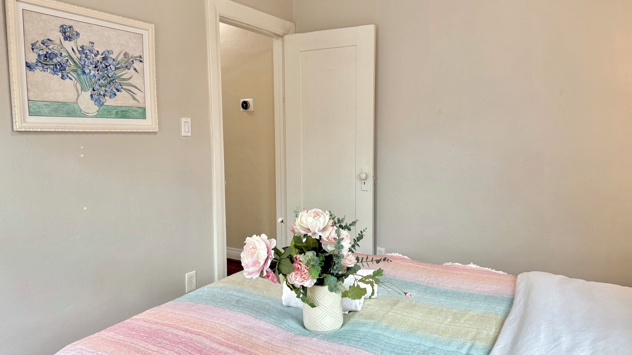 Photo of Bedroom in Mid Central