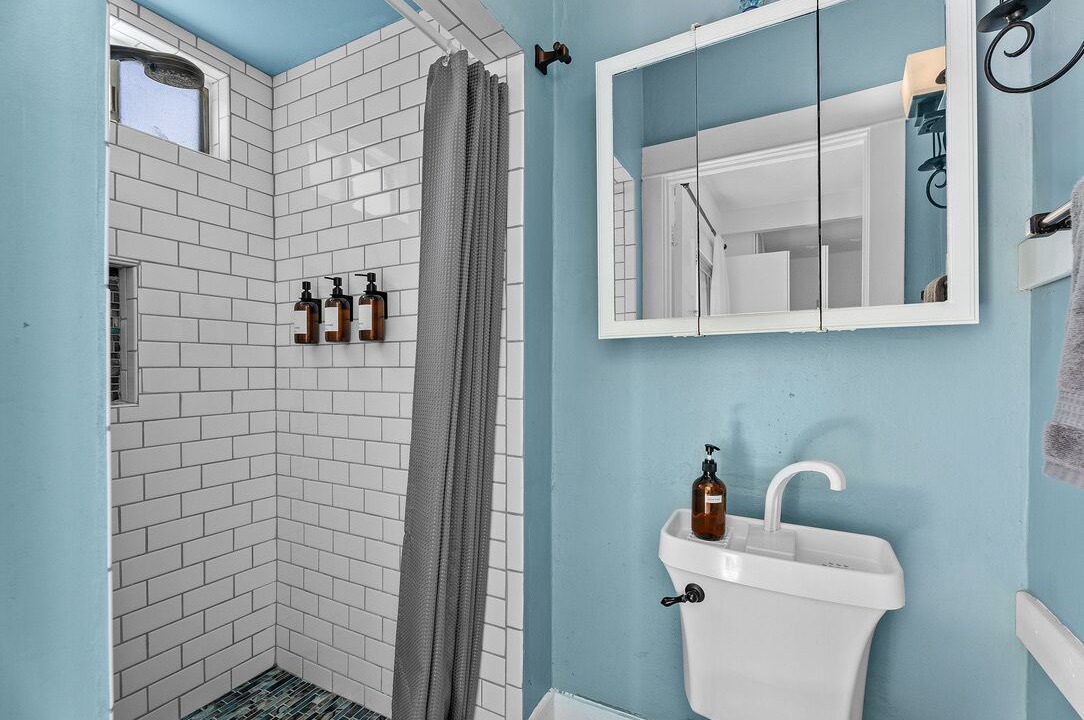 Photo of Bathroom in Alamitos Beach