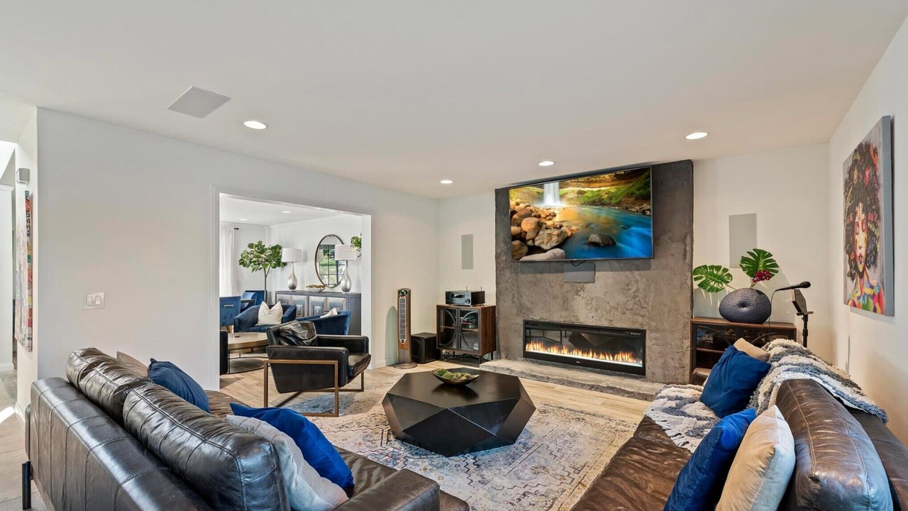Photo of Livingroom in Mira Costa