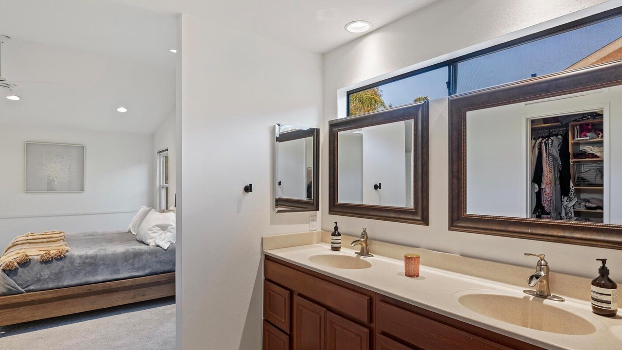 Photo of Bathroom in Mira Costa