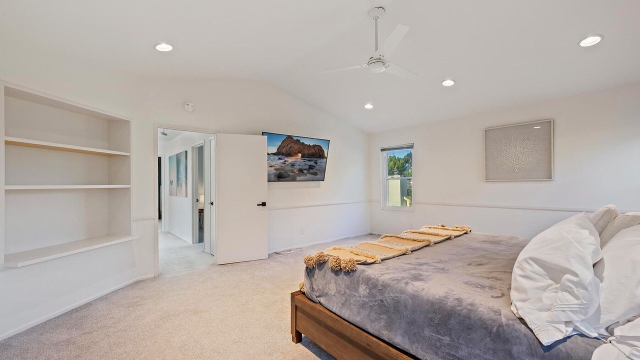 Photo of Bedroom in Mira Costa