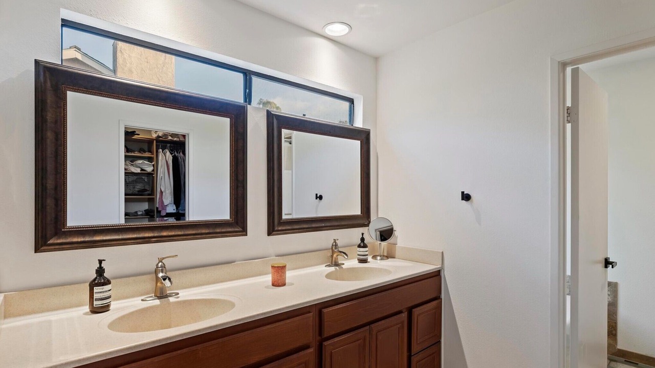 Photo of Bathroom in Mira Costa