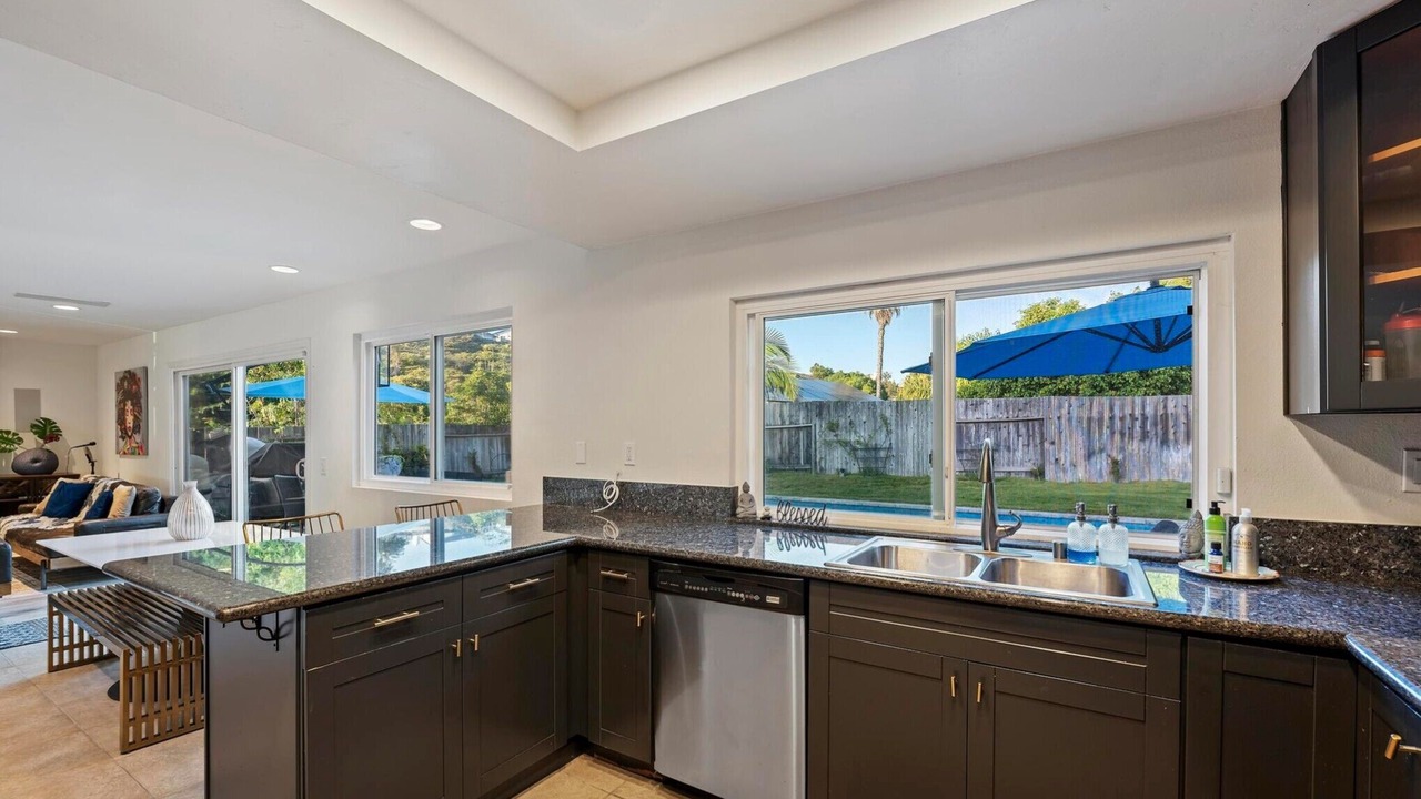 Photo of Kitchen in Mira Costa