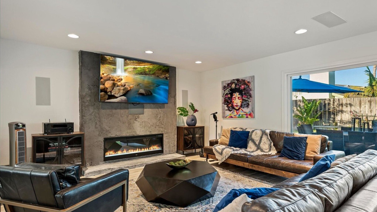Photo of Livingroom in Mira Costa