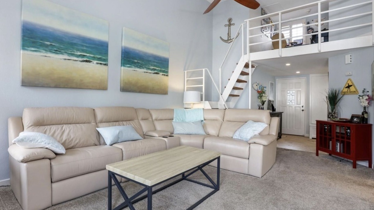 Photo of Livingroom in Del Mar