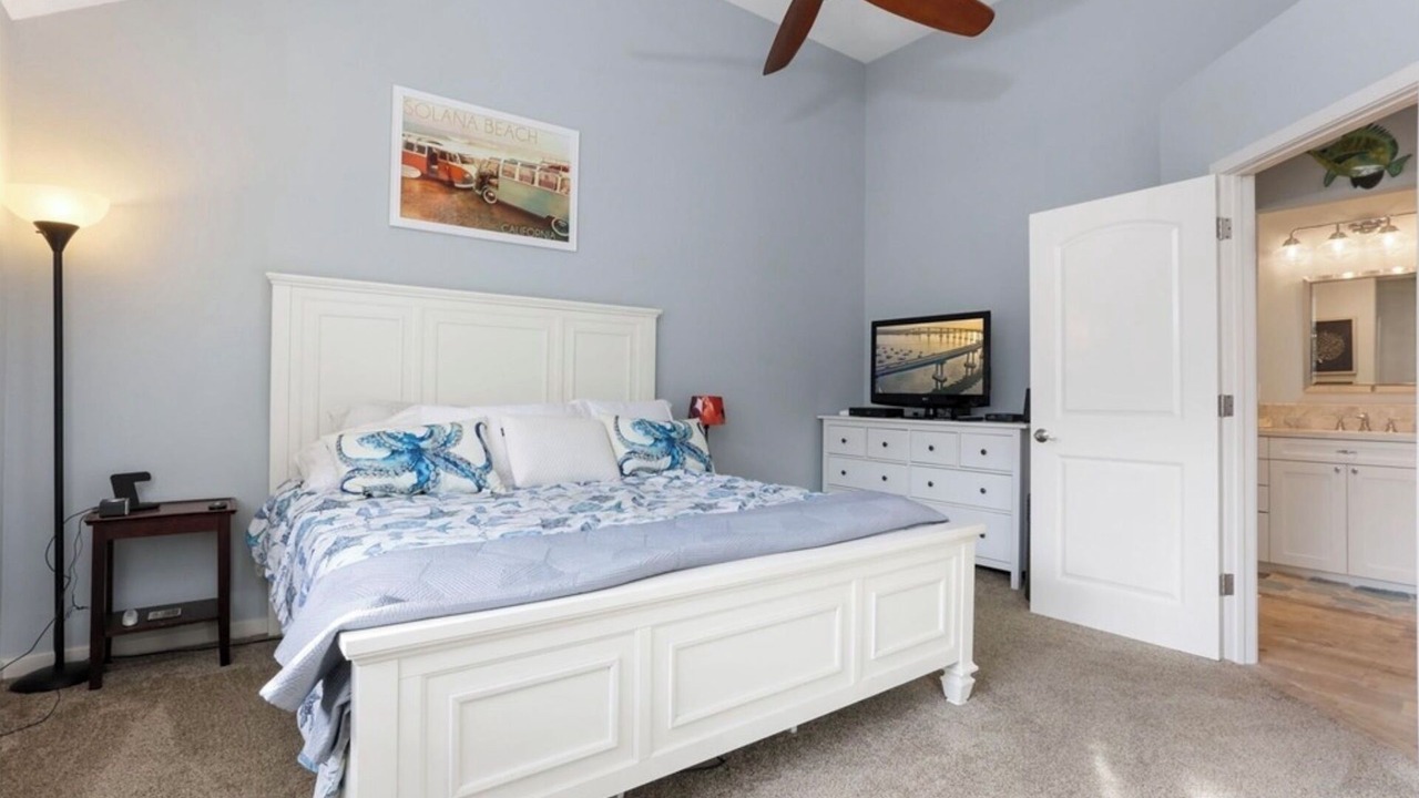 Photo of Bedroom in Del Mar