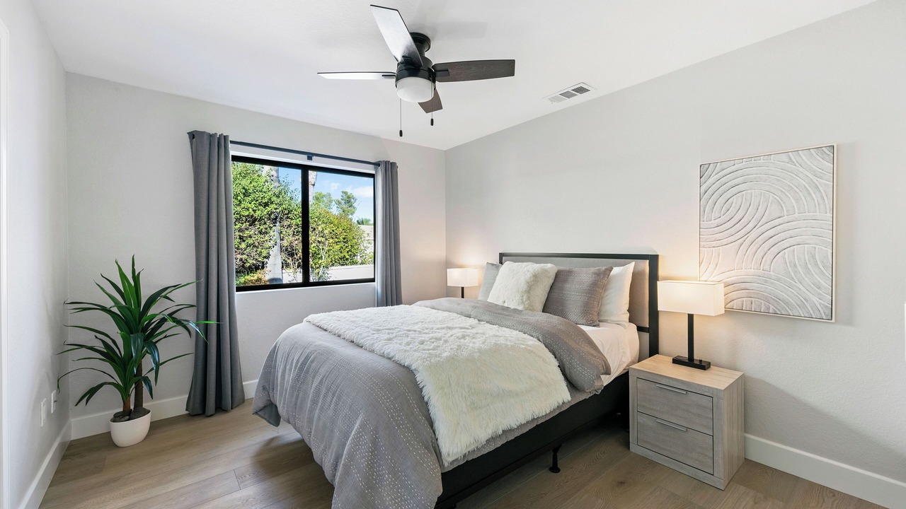 Photo of Bedroom in Canyon Lake