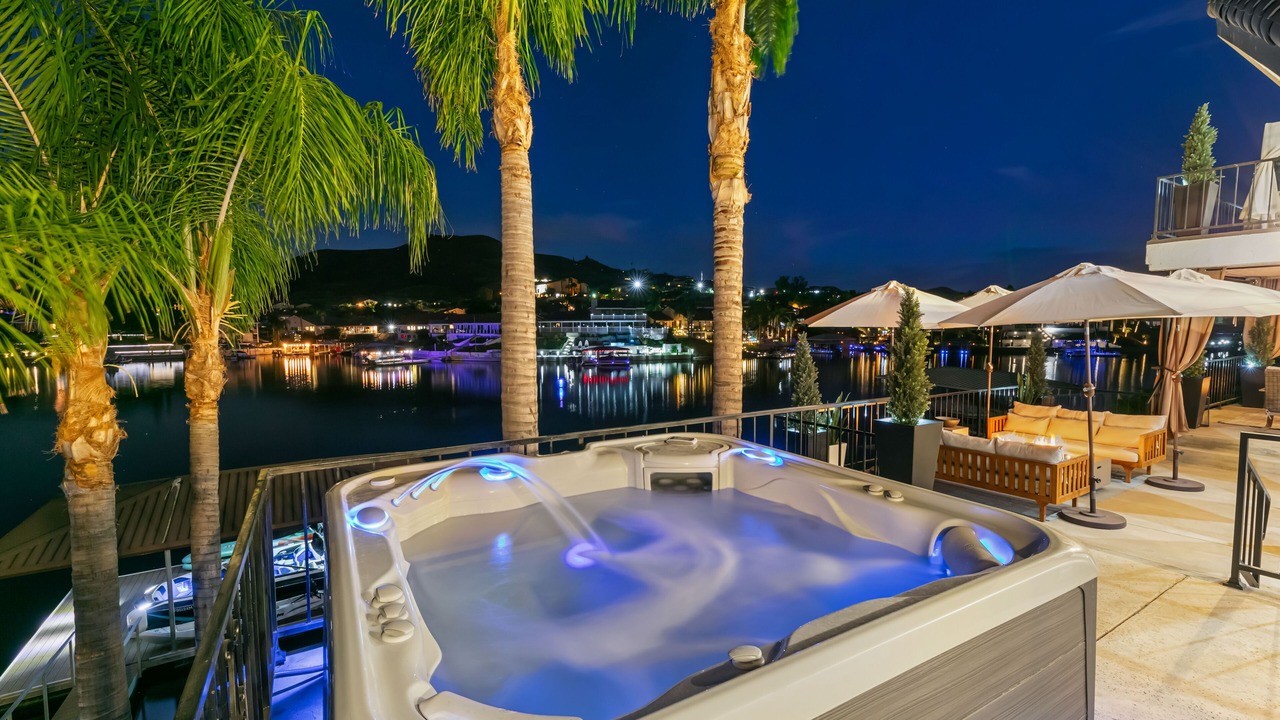 Photo of Patio Balcony in Canyon Lake