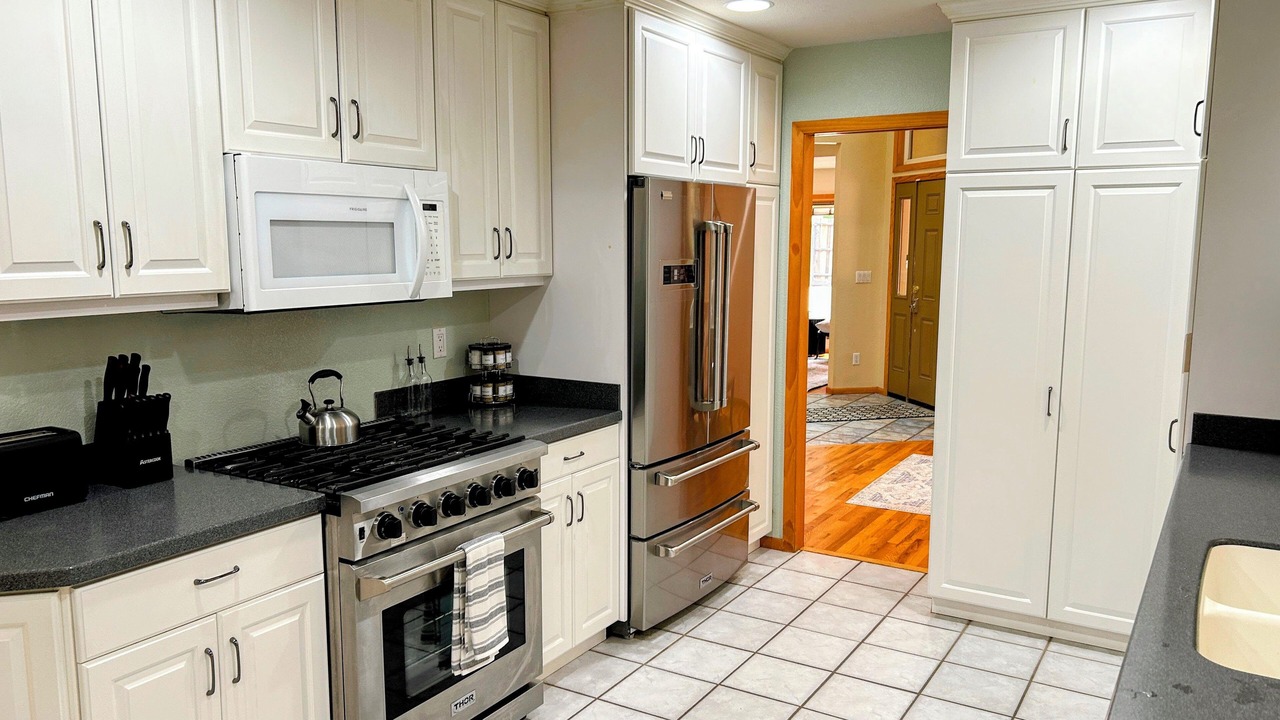 Photo of Kitchen in Pacific