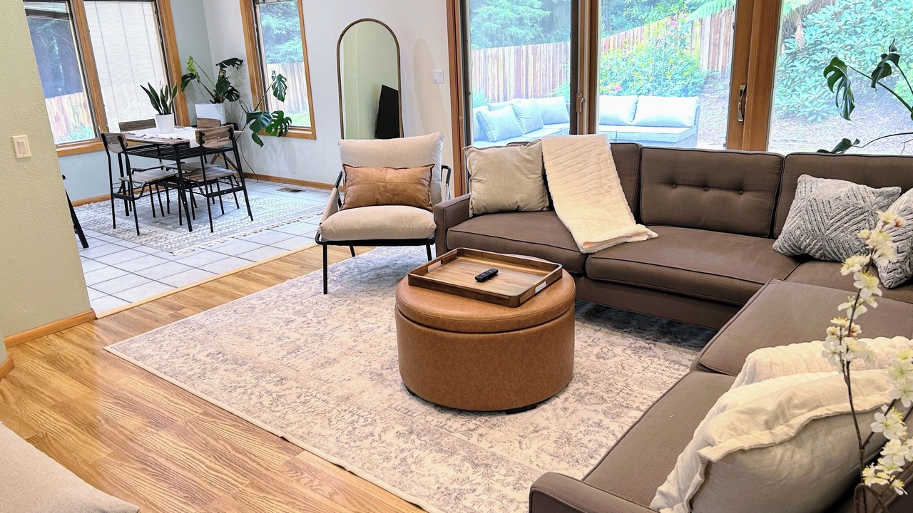 Photo of Livingroom in Pacific