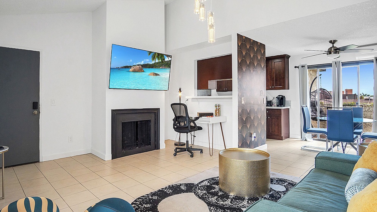 Photo of Livingroom in Fountain Valley