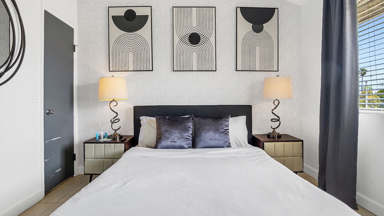 Photo of Bedroom in Fountain Valley