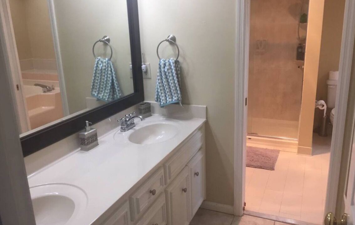 Photo of Bathroom in Marina Peninsula