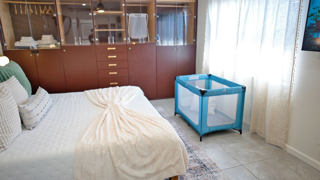 Photo of Bedroom in Hawthorne