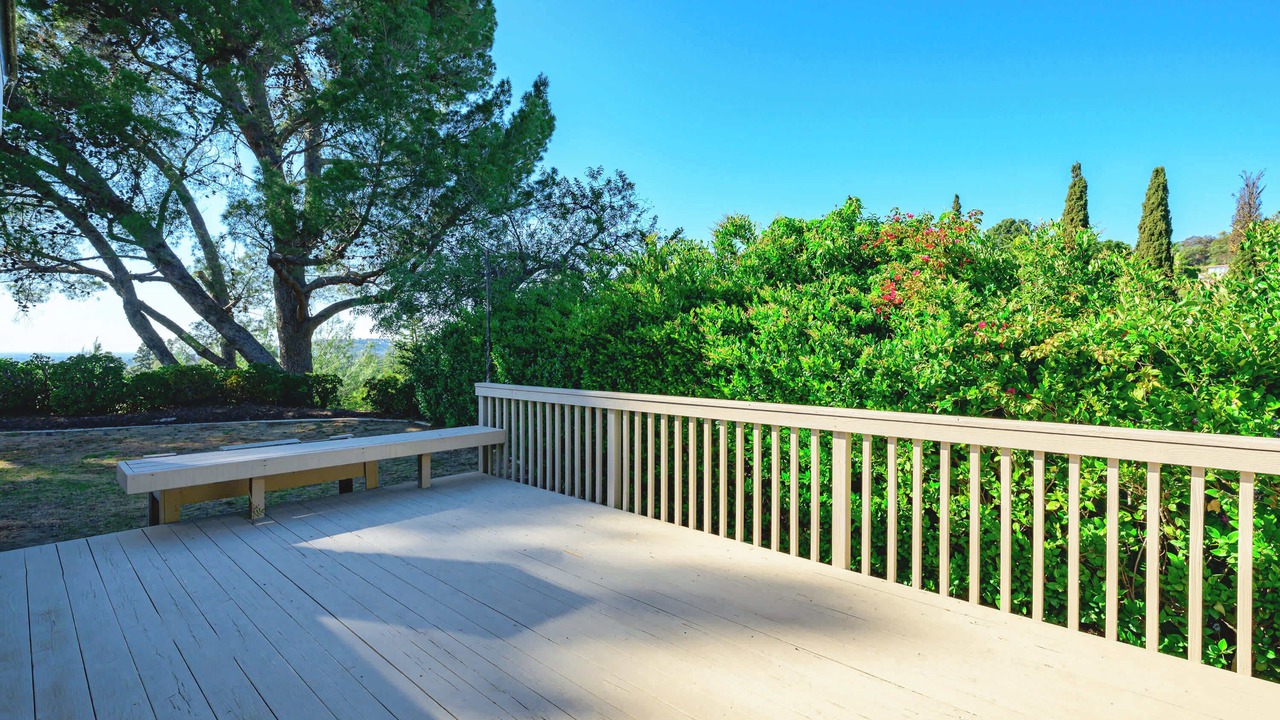 Photo of Patio Balcony in North Tustin