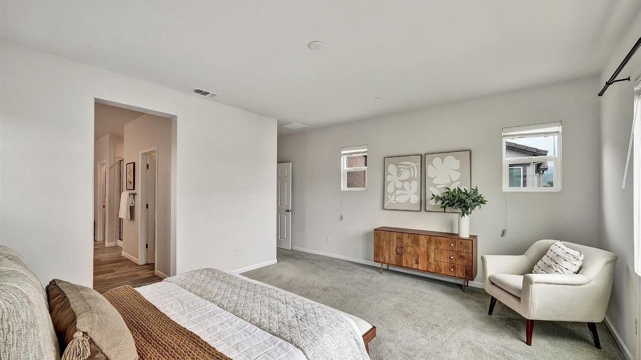 Photo of Bedroom in Santa Rosa