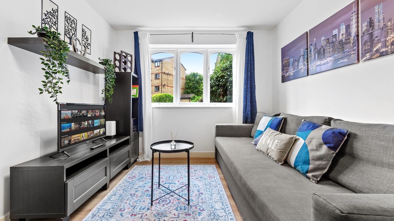 Photo of Livingroom in New Cross