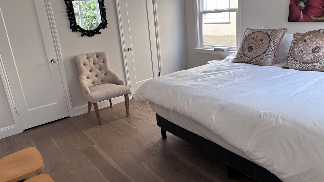 Photo of Bedroom in Burlingame
