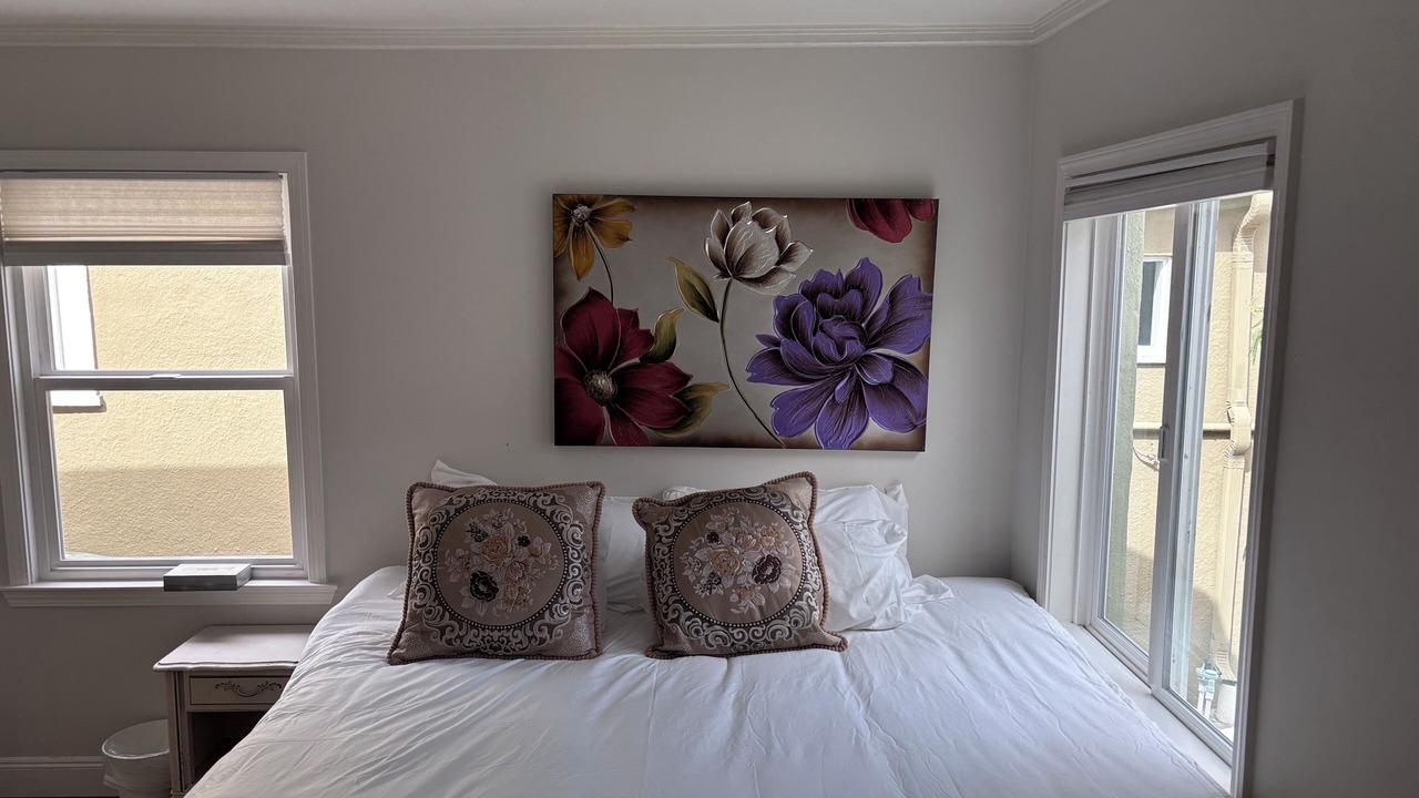 Photo of Bedroom in Burlingame