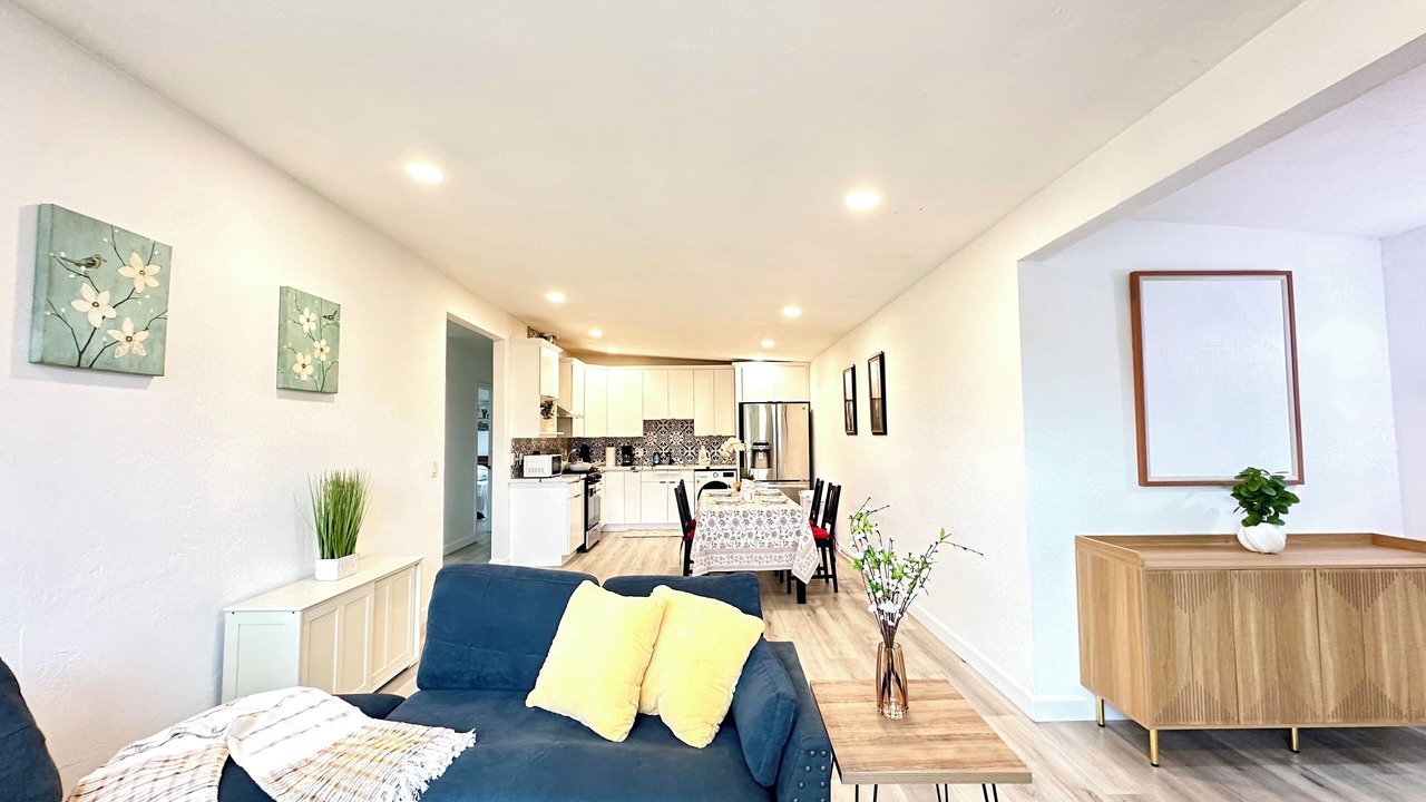 Photo of Livingroom in Sunnyvale