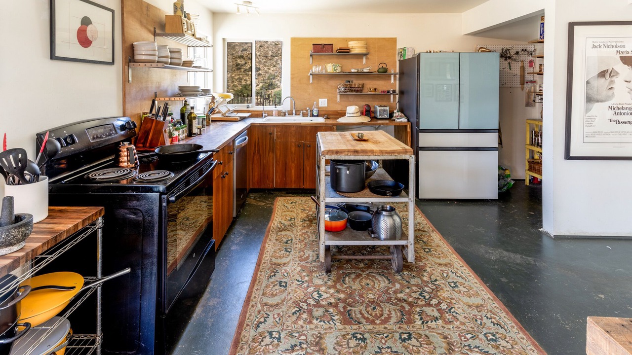 Photo of Kitchen in Yucca Valley