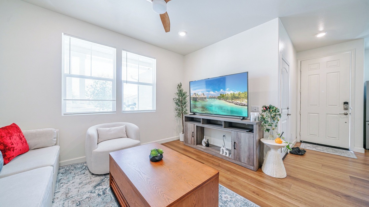 Photo of Livingroom in Mira Loma