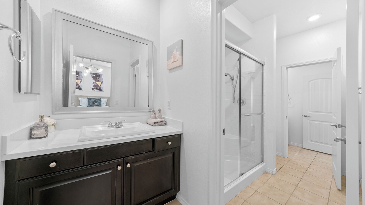 Photo of Bathroom in Mira Loma